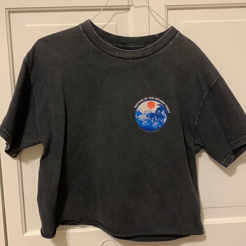 Brandy Melville Graphic Cropped Tee
